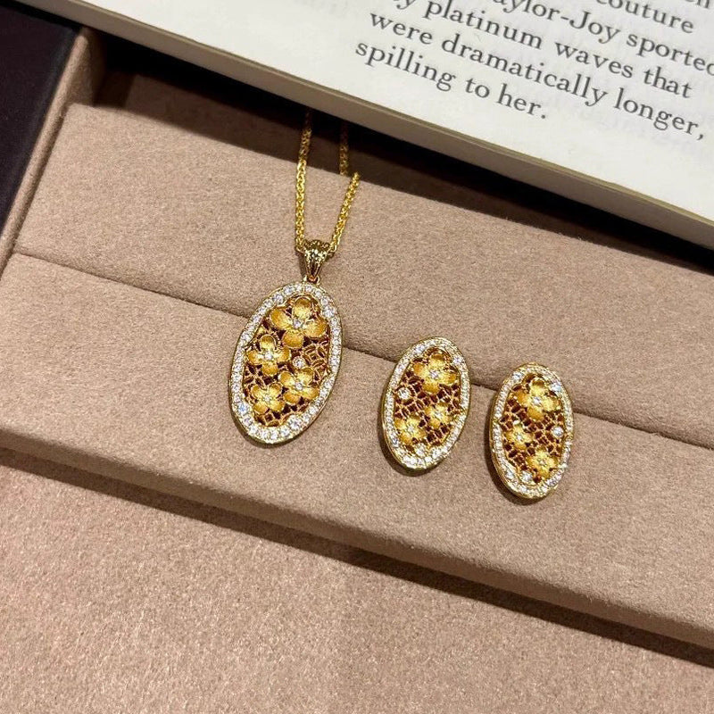 Vintage Floral Pendant Jewelry Set