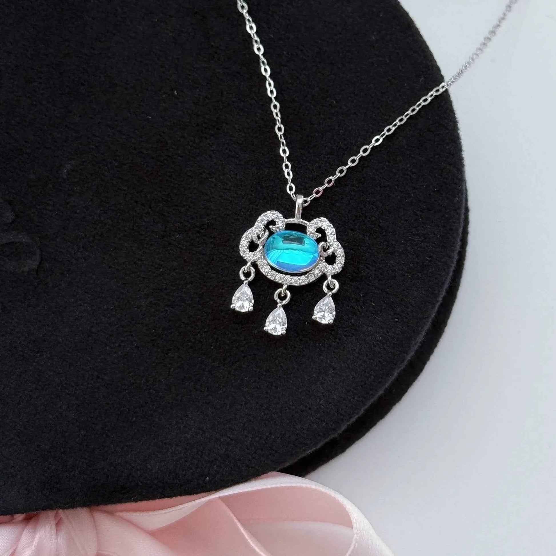 "Peace Lock" 999 Pure Silver Necklace – Guardian of Color & Calm (Copy)