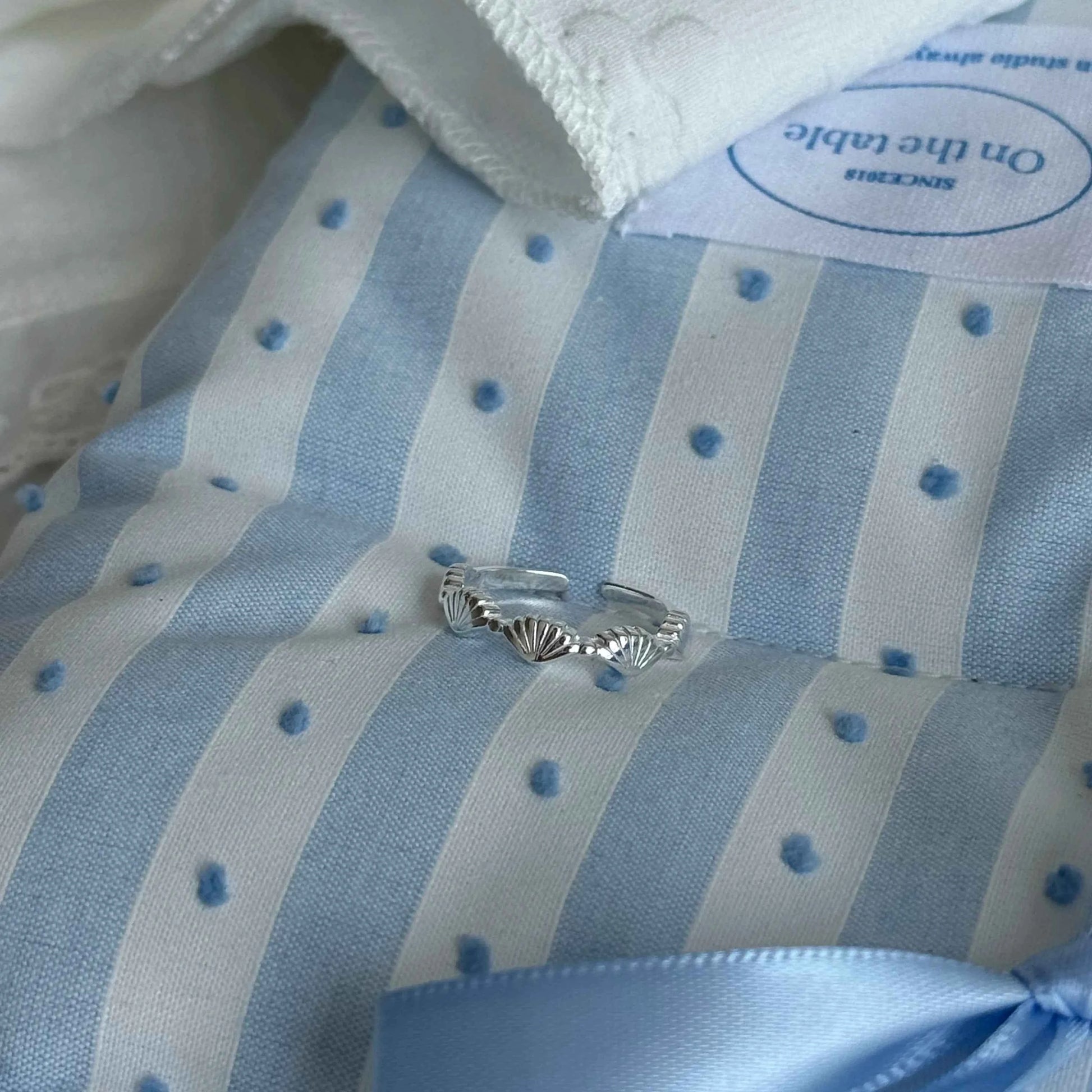 "Shell Fisherman's Island" 925 Sterling Silver Shell and Double Fish Ring - Unique and Charming (Copy)