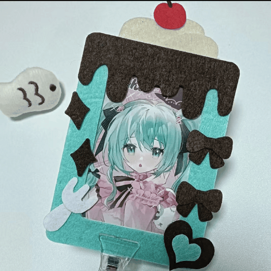 "Mint Chocolate Cake" Felt Album Page Pattern (Digital Download)